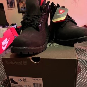 Boots to sell